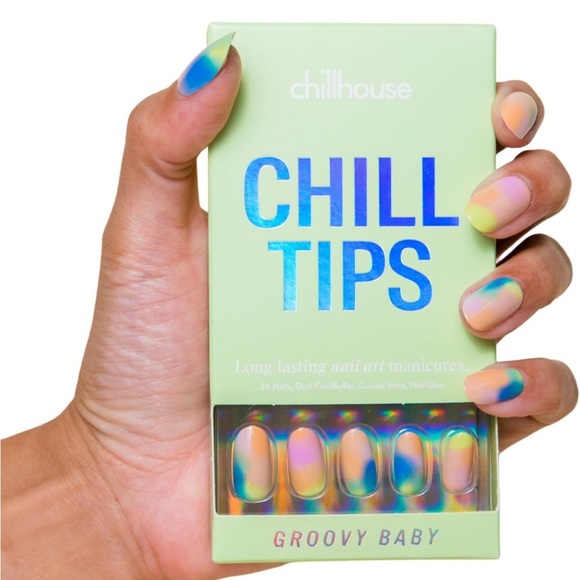 NIB Chillhouse Chill Tips Press On Nail Kit in Groovy Baby - Picture 1 of 8